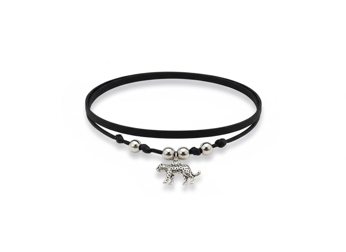 choker nero in nylon con ciondolo leopardo personalizzabile