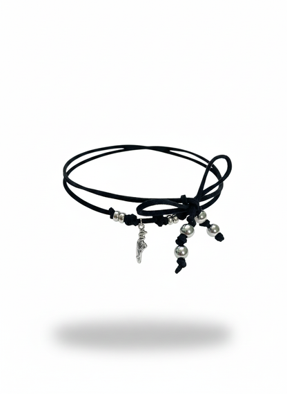 Choker nero in pelle scamosciata Pointe con punta da ballerina silver e perline